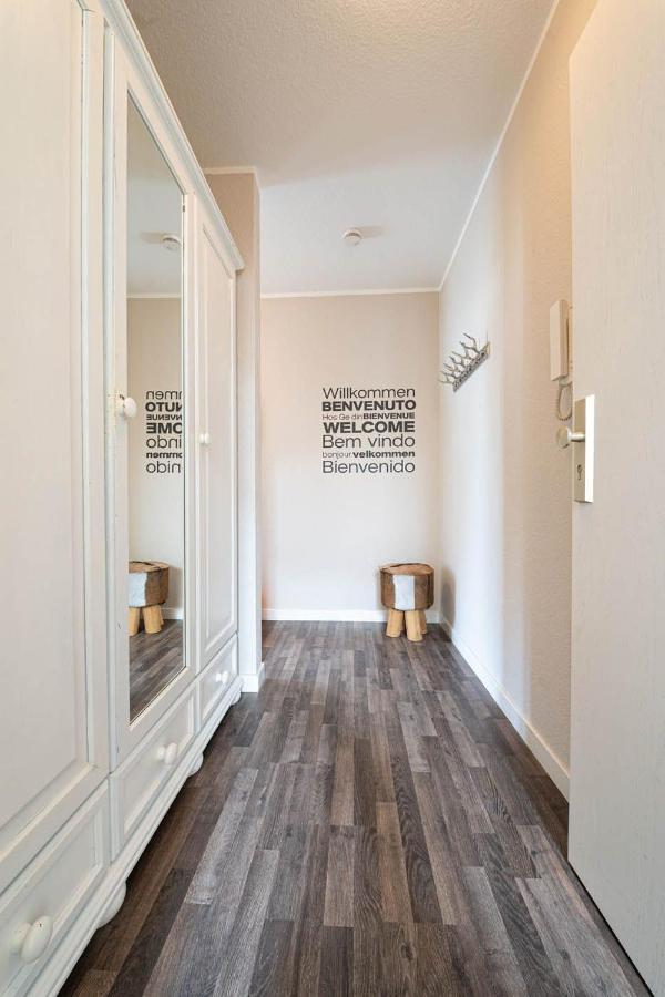 Ferienwohnung Mit Balkon 500 M Bis Zum Strand Vb Goehren  Exterior foto